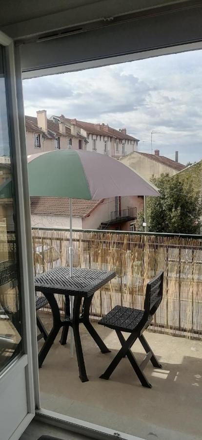 Appartement Avec Balcon Et Parking Prive 로안 외부 사진